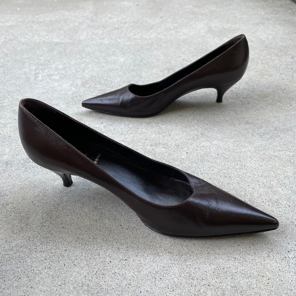 Fendi Dark Brown Leather Kitten Heel Pointed Toe Pumps - Size 35.5 - Picture 4 of 11